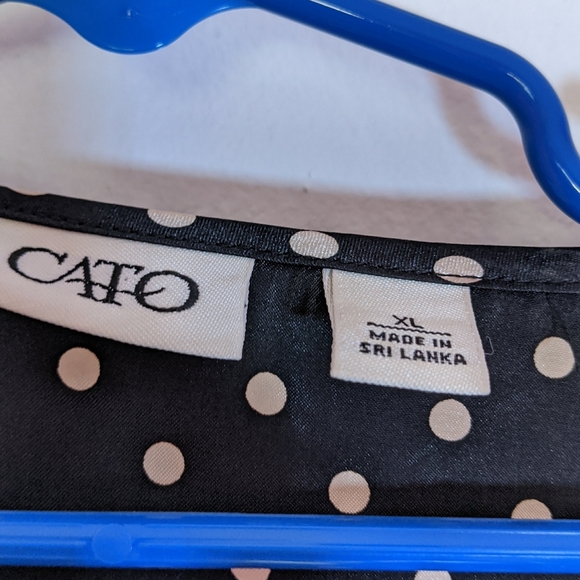 Cato wrap blouse polka dot xl lace trim - Picture 6 of 6